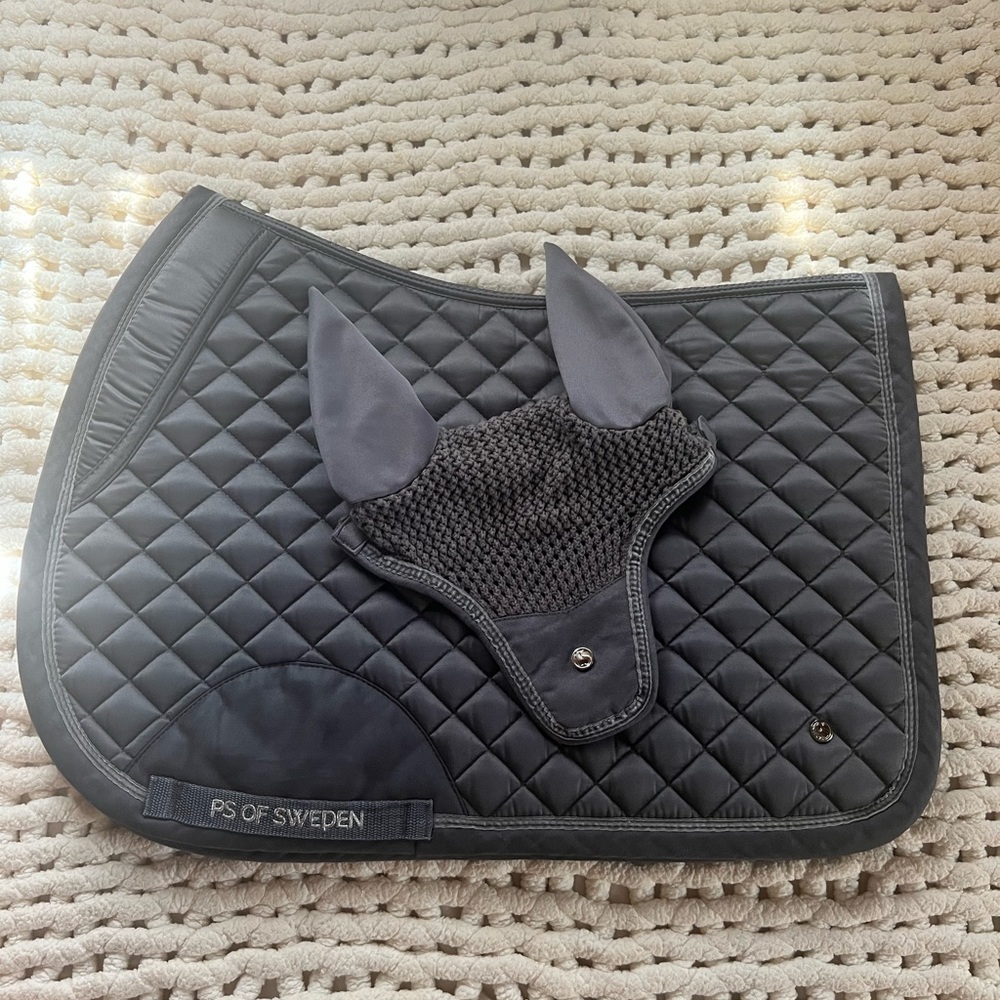 PS of Sweden Saddle Pad and Bonnet